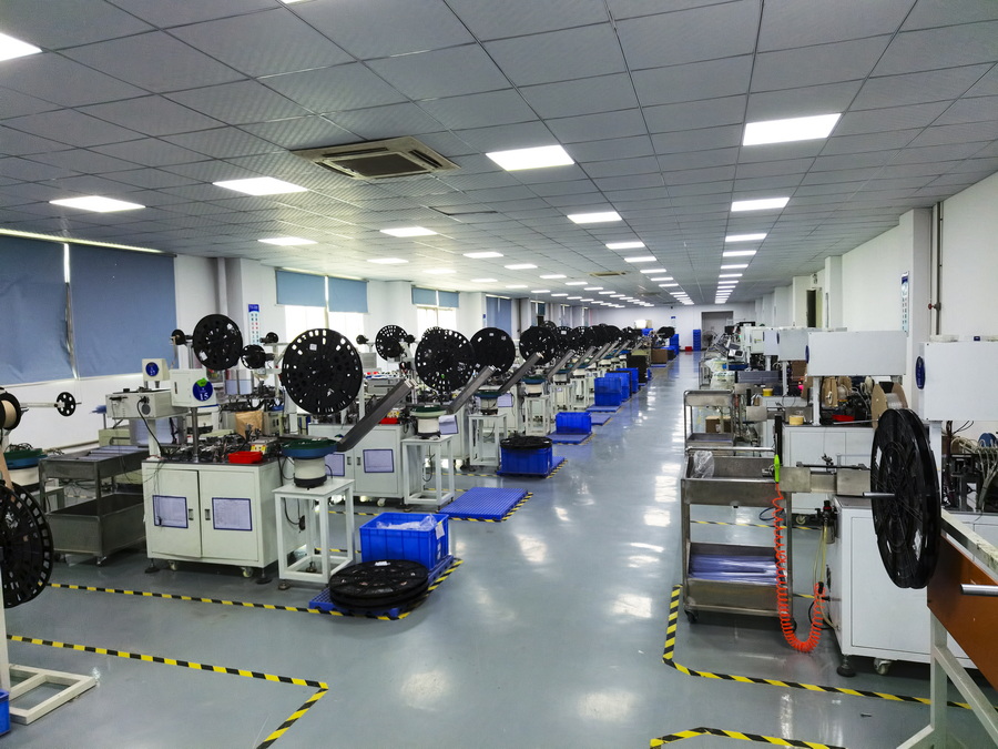 步步精全自动生产中心